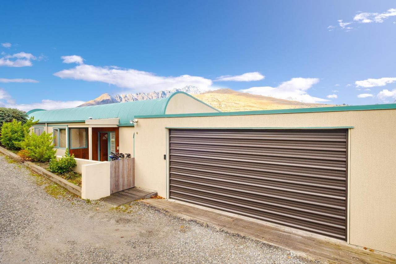 Huge Lakefront Delight - Queenstown Holiday Home Экстерьер фото